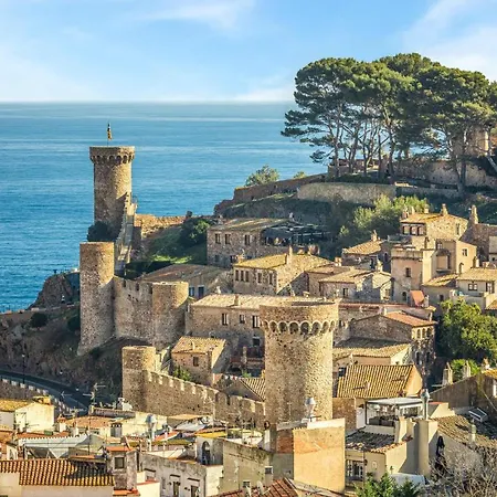 Апартаменты Awesome In Gerona With House Sea View *