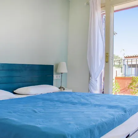 Awesome In Gerona With House Sea View Апартаменты Тосса-де-Мар